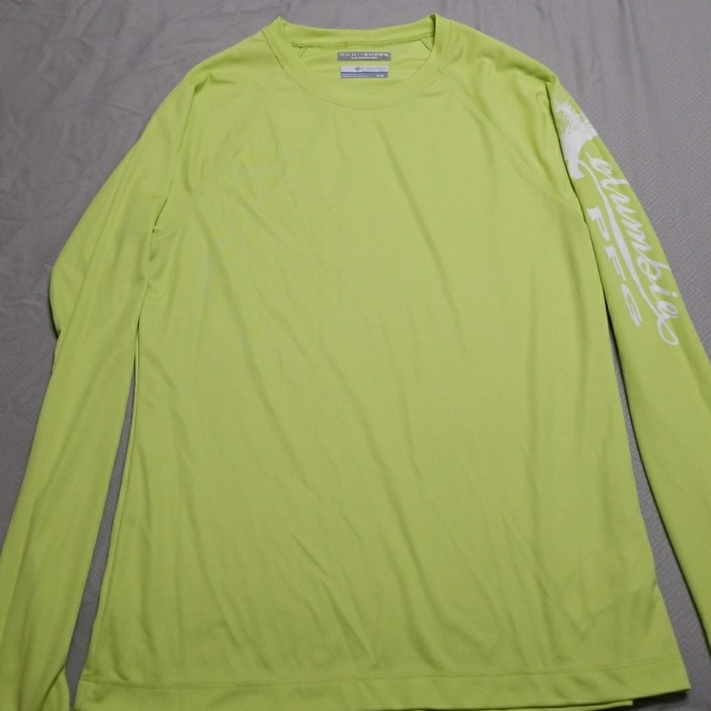 Columbia PFG shirt size M